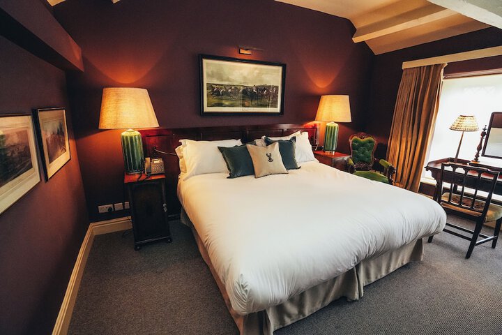 Room 11 of 43