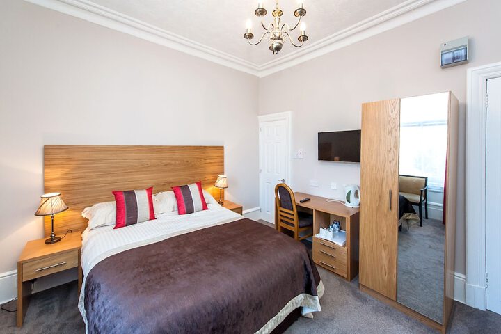 Room 9 of 57