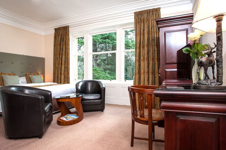 Room 10 of 54