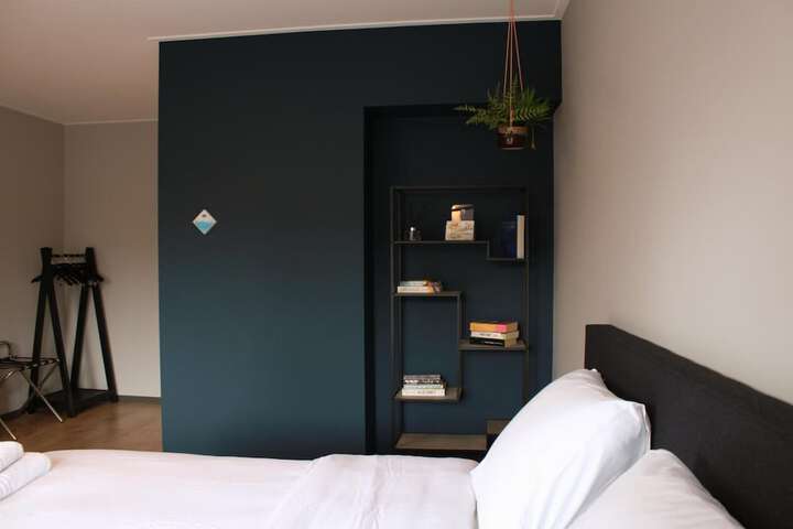 Room 15 of 44