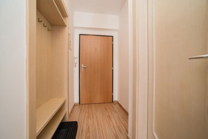 Room 29 of 38
