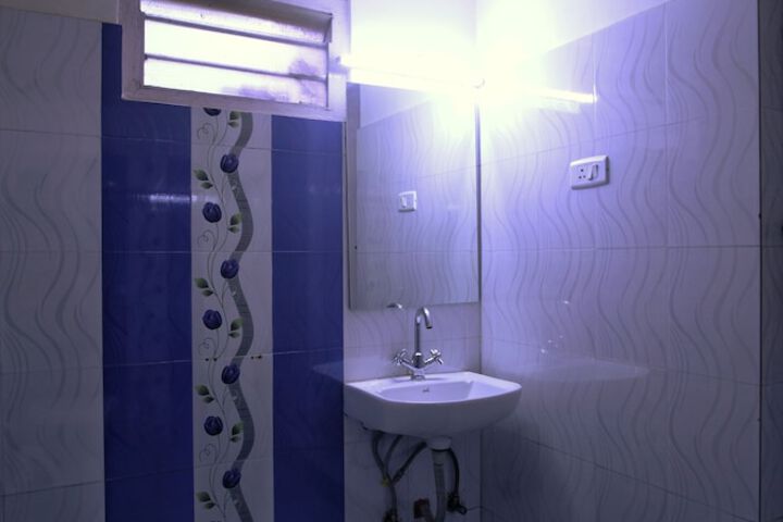 Room 52 of 70