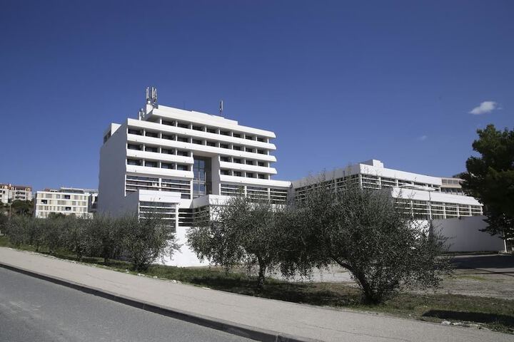 Hotel 47 of 49