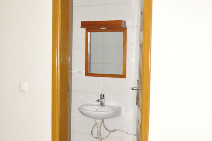 Room 20 of 36