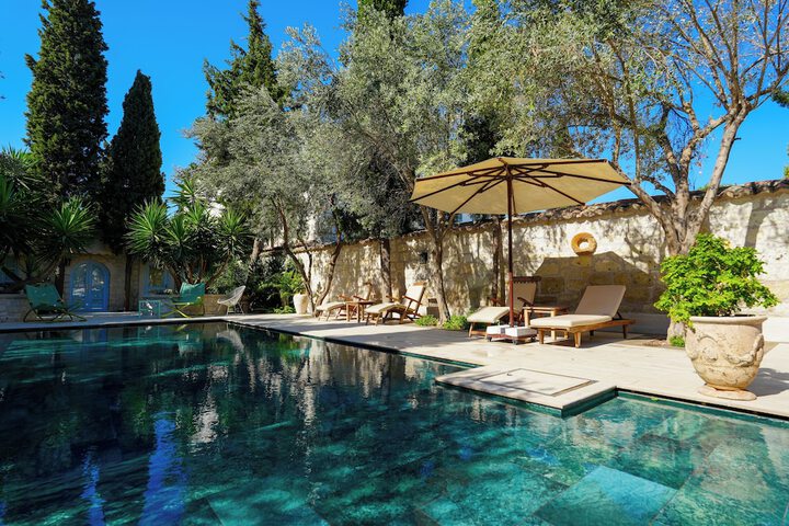 Pool 56 of 69
