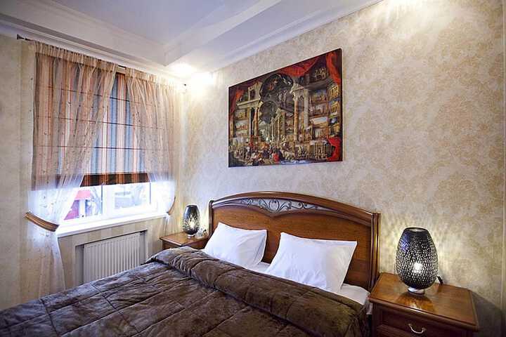 Room 4 of 61