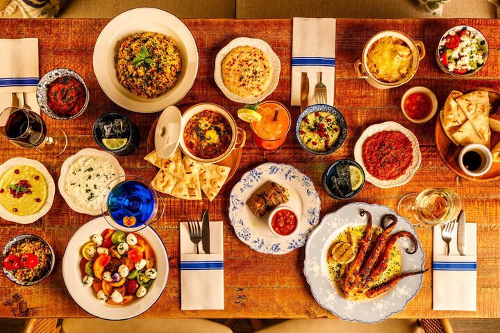 Dining 62 of 89