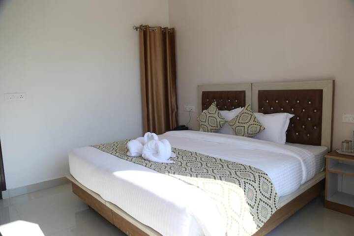 Room 20 of 32