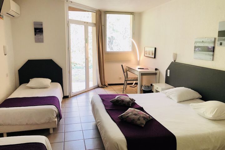 Room 8 of 49