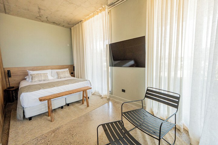 Room 18 of 67