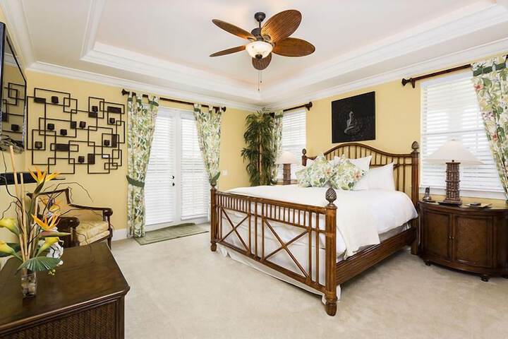 Room 9 of 42
