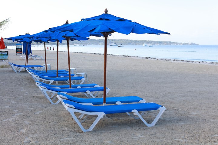 Beach 66 of 73