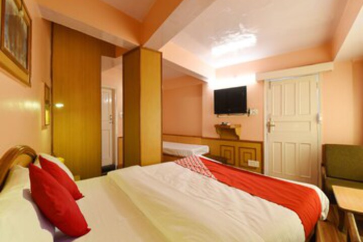 Room 13 of 24