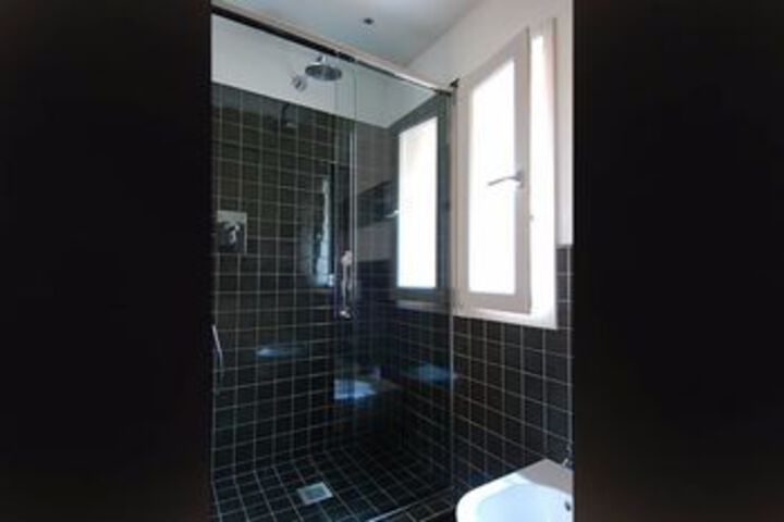 Room 3 of 12