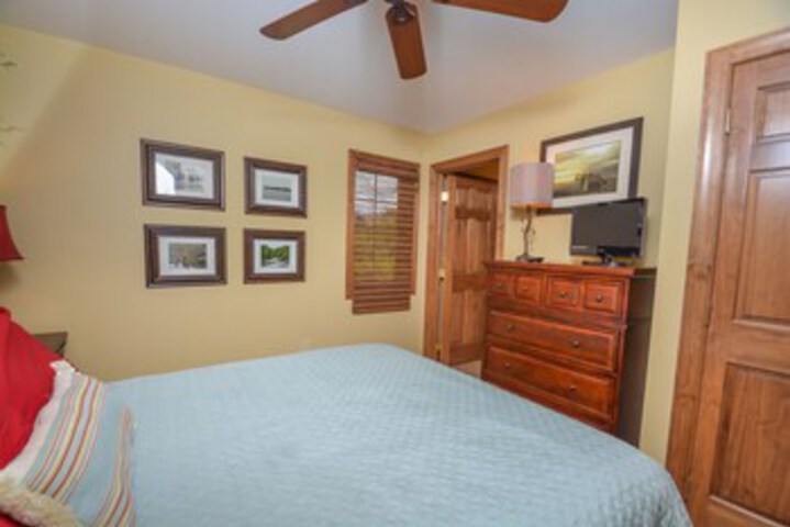 Room 35 of 40
