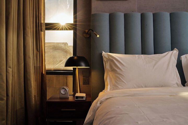 Room 34 of 77