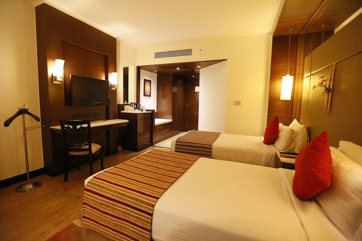 Room 14 of 52