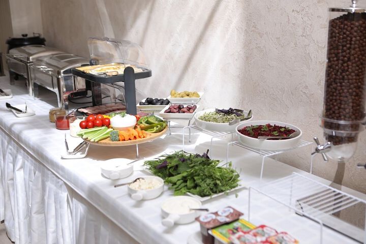 Breakfast/Coffee Service 30 of 42