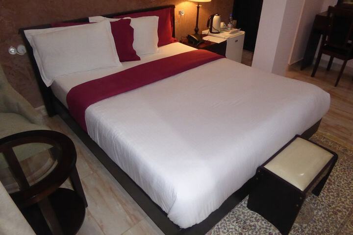 Room 7 of 45