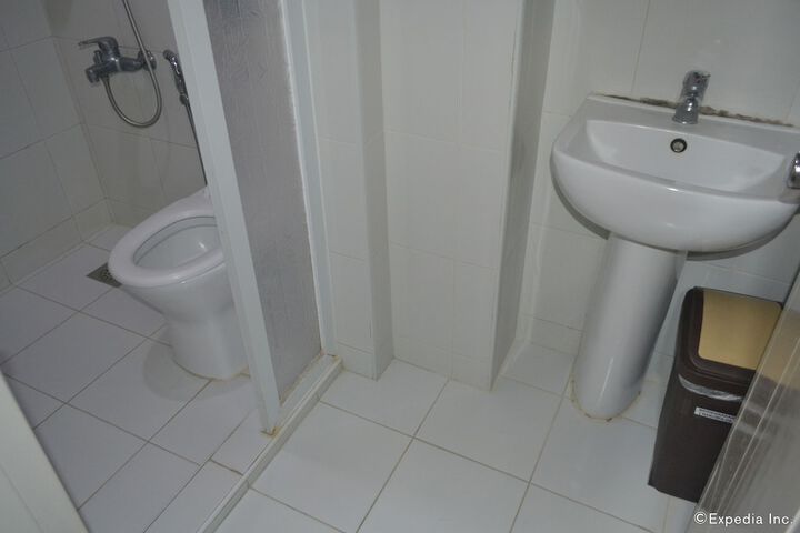 Room 2 of 56