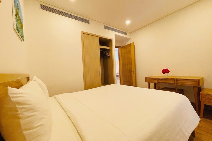 Room 41 of 183