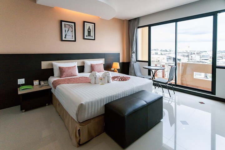 Room 64 of 214