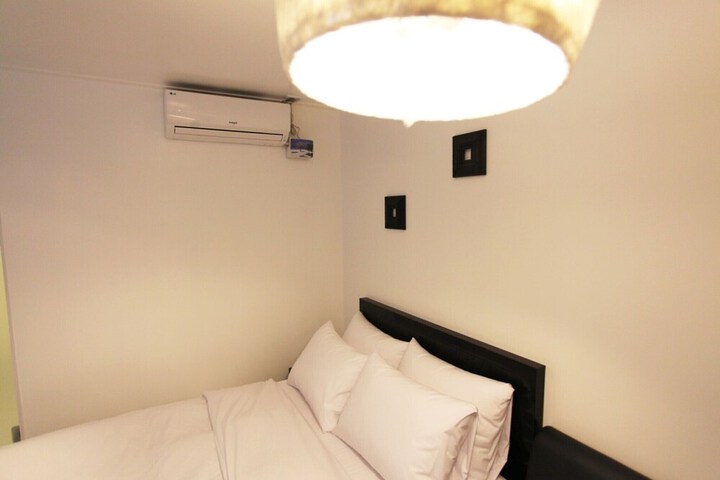 Room 41 of 71