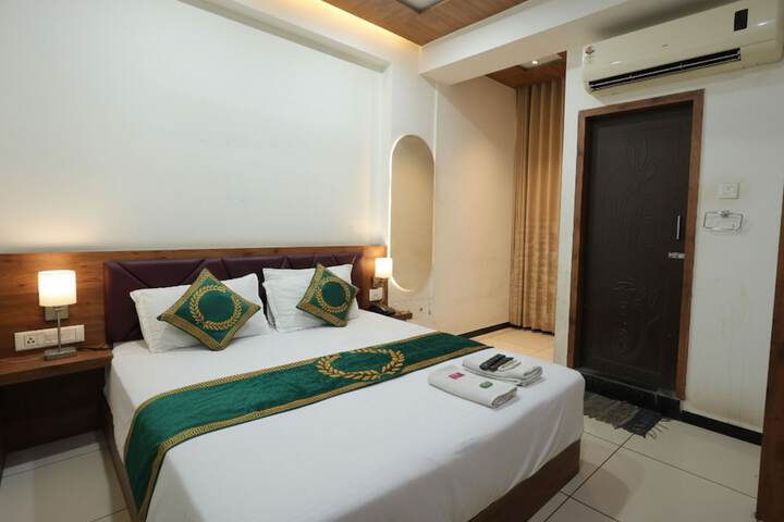 Room 20 of 38