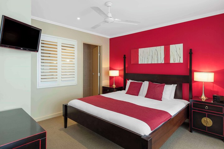 Room 21 of 175