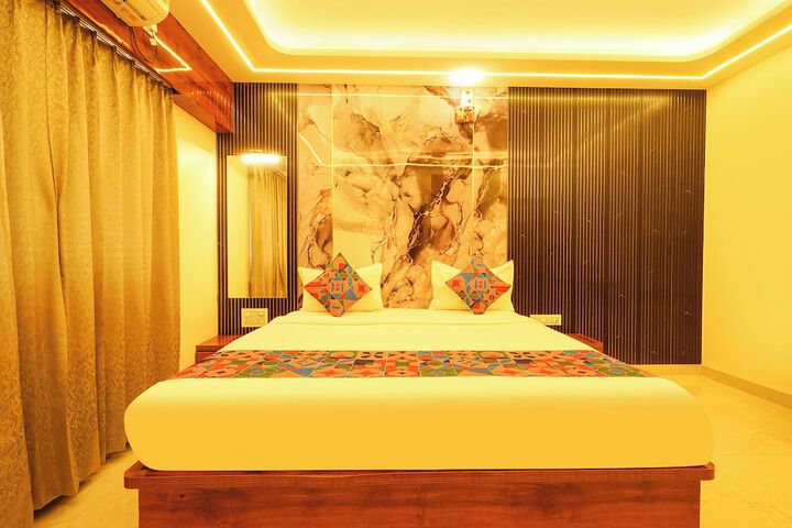 Room 27 of 39
