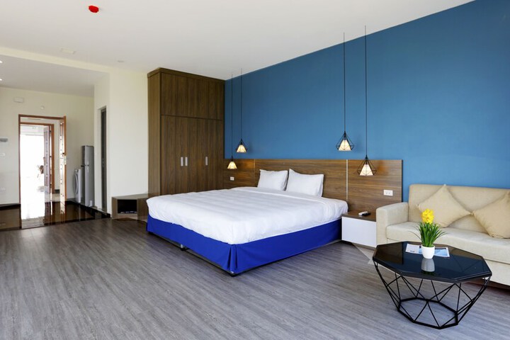 Room 10 of 41