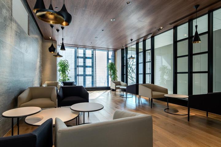 Entrance & Lobby
