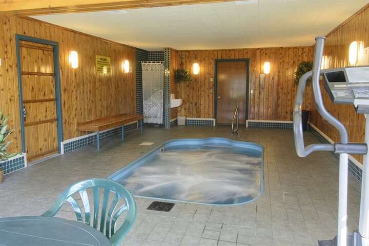 Spa 20 of 32
