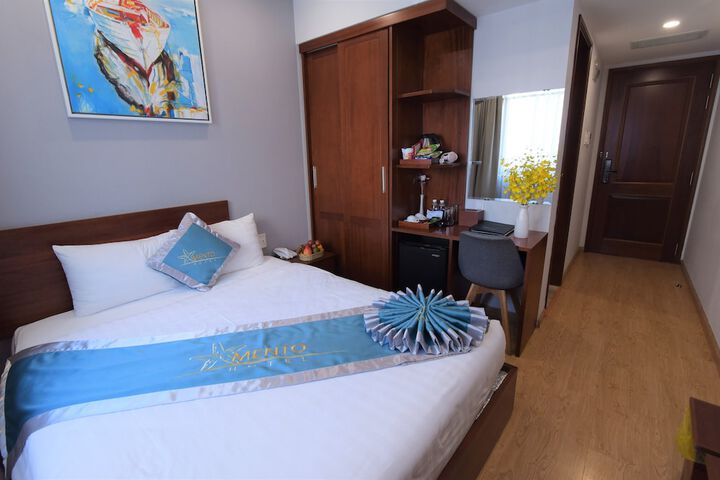 Room 12 of 39
