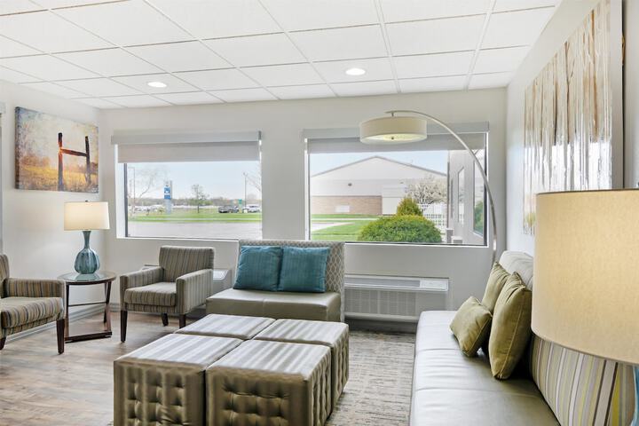 Guest Lobby