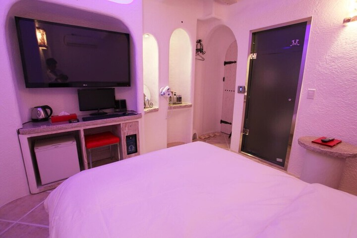 Room 59 of 61