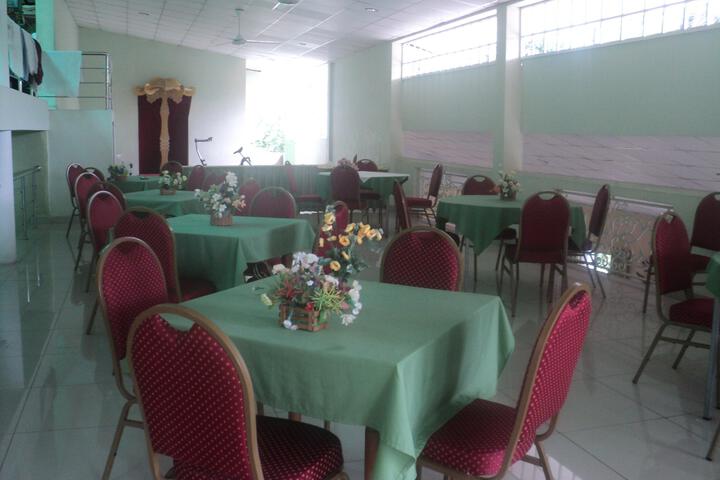 Dining 6 of 6