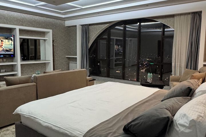 Room 35 of 68
