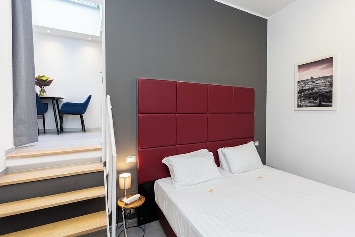 Room 111 of 222