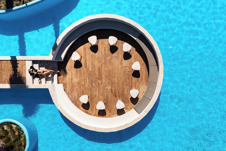 Pool 47 of 81