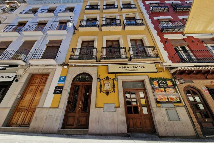 Hostal El Olivo