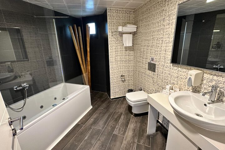 Bath Interior
