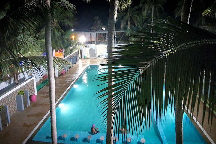 Pool 31 of 43