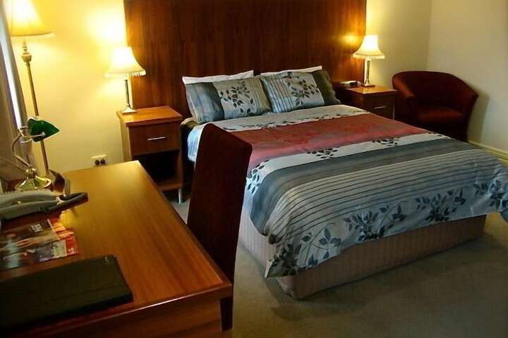 Room 3 of 39