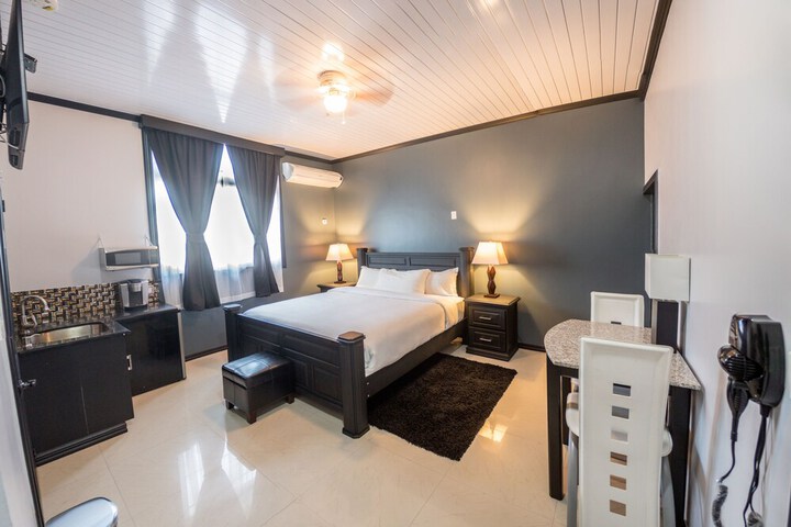 Room 3 of 14