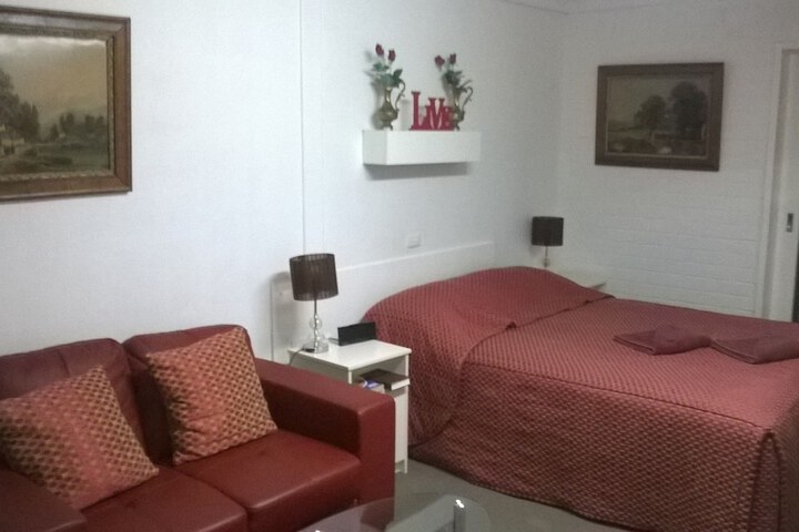 Room 12 of 33