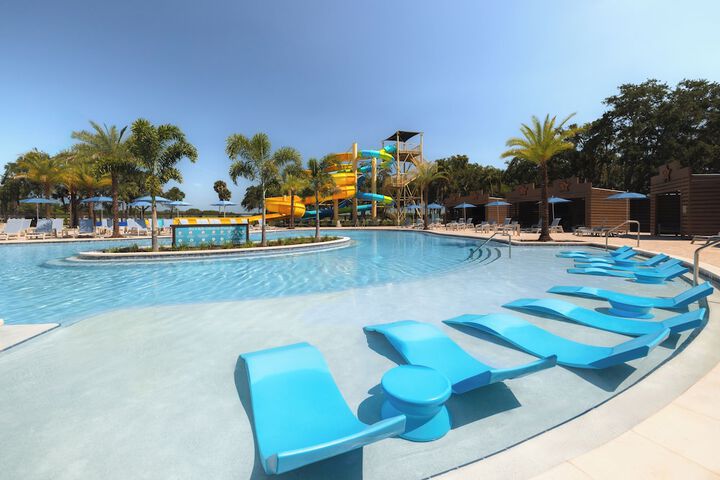 Pool 126 of 194