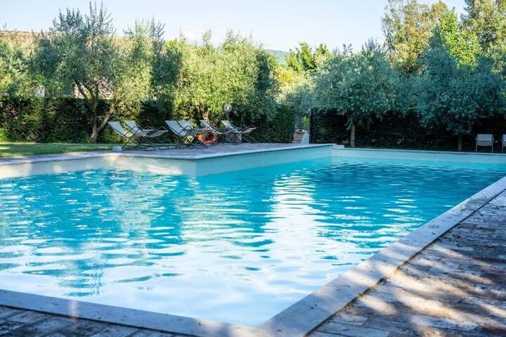 Pool 8 of 42