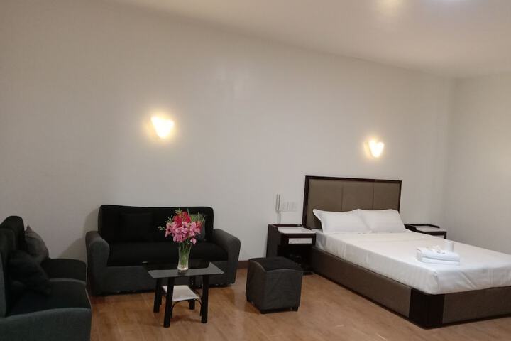 Room 18 of 40