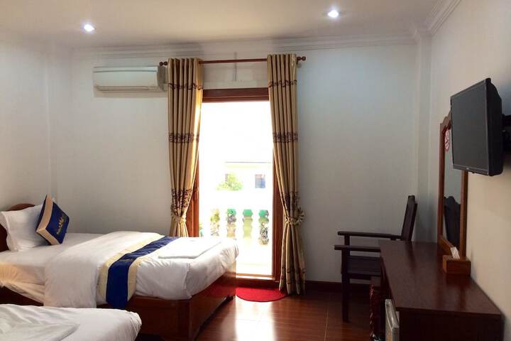 Room 14 of 37